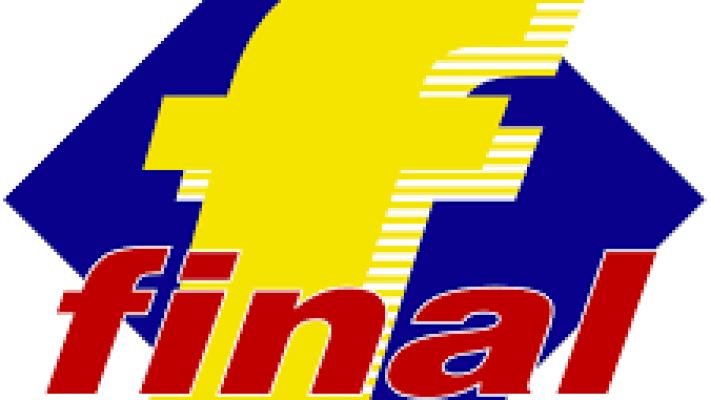 "Final Dergisi Dershaneleri Alanya Şubesi öğrencileri modern sınıf ortamında bireysel ve grup dersleri alıyor, öğretmen rehberliğinde etüt ve sınav hazırlık çalışmaları yapıyor."