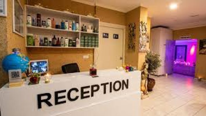 "Crystal Hamam & Spa Alanya – geleneksel Türk hamamı ve modern spa hizmetleriyle misafirlerine arınma, huzur ve yenilenme sunuyor."