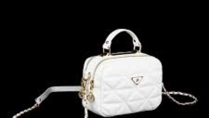 Naci Bag Alanya – Kaliteli çanta koleksiyonlarıyla stil ve şıklığı bir araya getiren mağaza.