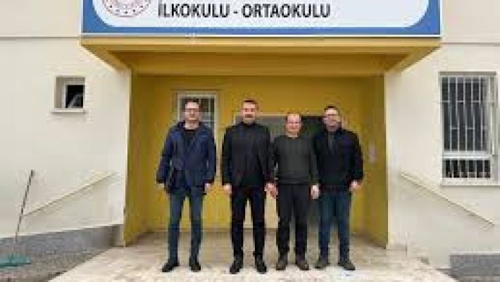 Türkler Aynur Hasan Sipahioğlu İlköğretim Okulu binası, modern sınıfları ve öğrencilere güvenli, çağdaş bir öğrenme ortamı sunan Alanya’daki ilkokul.