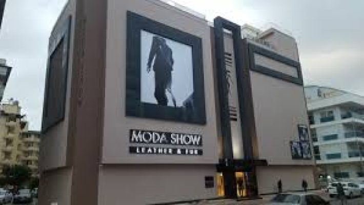 Moda Show Leather & Fur – Alanya’da deri ve kürk modasında zarafet, kalite ve ustalığın buluştuğu adres.