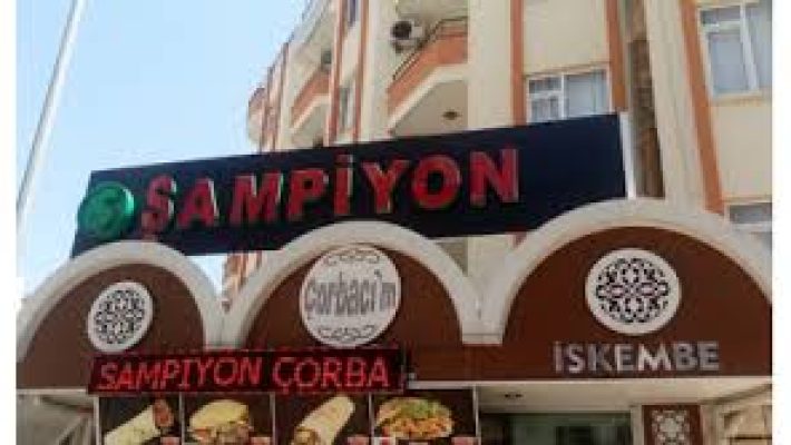 “Alanya Şampiyon Restoran’da kebap çeşitleri, ızgaralar ve geleneksel Türk mutfağı lezzetleri”