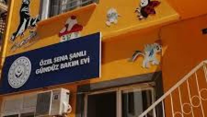 "Özel Sena Şanlı Gündüz Bakım Evi – çocuklara güvenli, sevgi dolu ve eğitici bir ortam sunan modern gündüz bakım evi."