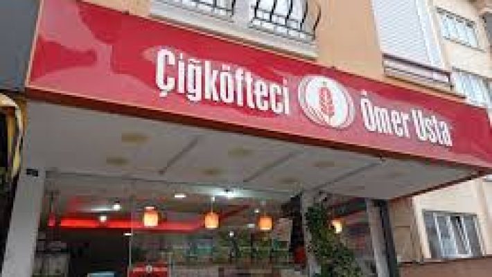 “Alanya Bidaha Meze Ömer Usta Çiğköfte’de taze çiğköfte, meze çeşitleri ve geleneksel lezzetler”