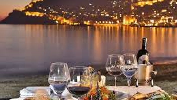 “Alanya Kebapçım33’te Adana kebabı, et şiş, tavuk ızgara ve geleneksel kebap çeşitleri”