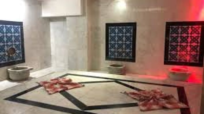 Caligo Hamam & VIP Spa’da lüks spa alanı ve geleneksel Türk hamamı atmosferi.