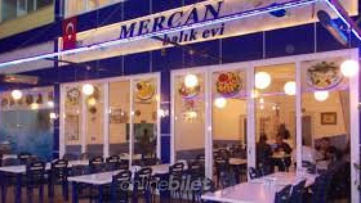 Alanya Mercan Balık Evi’nde taze deniz ürünleri ve deniz manzaralı keyifli sofralar.