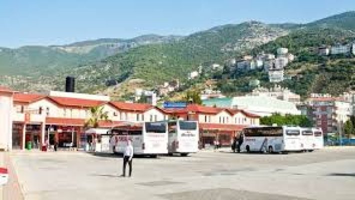 “Otoborsa Alanya araç satış alanı, ikinci el ve sıfır otomobil seçenekleri.”