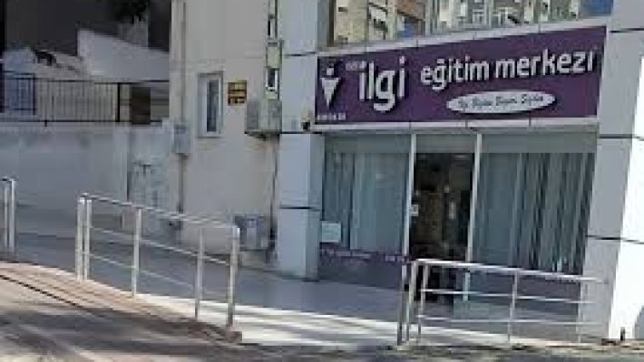 İLGİ Etüt Eğitim Merkezi - NEJLA DARI, öğrencilerin akademik başarılarını destekleyen modern sınıflar ve deneyimli öğretmenlerle donatılmış eğitim merkezi.