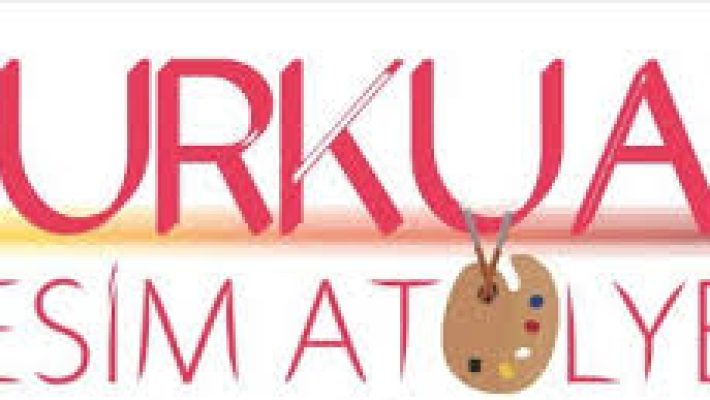 "Turkuaz Resim Atölyesi’nde öğrenciler tuval üzerine resim yapıyor, farklı teknikler öğrenerek yaratıcılıklarını geliştiriyor."