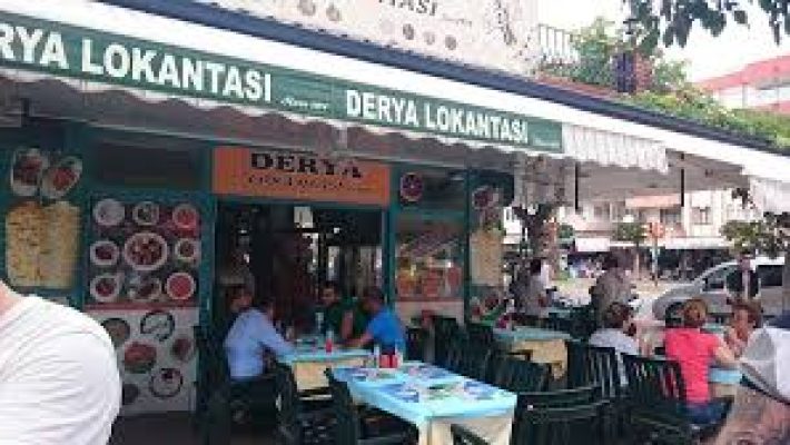 Derya Lokantası’nda geleneksel ev yemekleri ve sıcak bir aile ortamı.