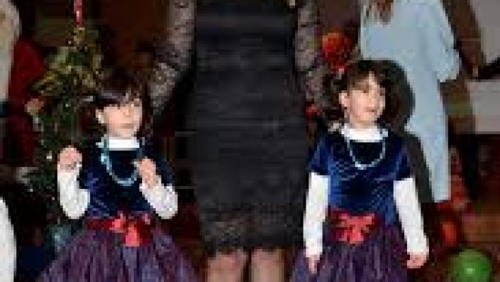 "Ayşegül Abla Kreş ve Gündüz Bakım Evi – çocuklara güvenli, sevgi dolu ve eğitici bir ortam sunan kreş ve gündüz bakım evi."