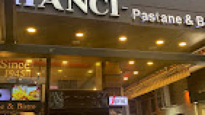 HANCI Bistro & Patisserie Atatürk Caddesi şubesinde pasta, tatlı ve kahve keyfi.