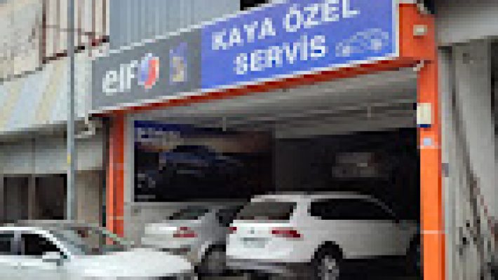 “Kaya Özel Renault Servisi’nde Renault marka araçların bakım, onarım ve periyodik servis işlemlerinin yapıldığı modern servis alanı.”