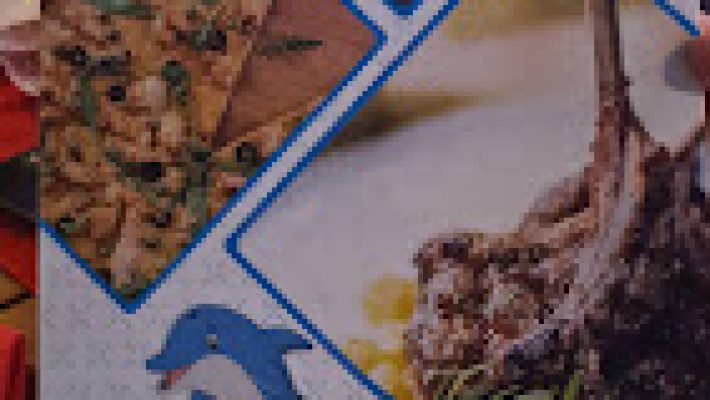 Bistro Dolphine’s Restaurant Cafe & Bar’da deniz manzaralı yemek keyfi