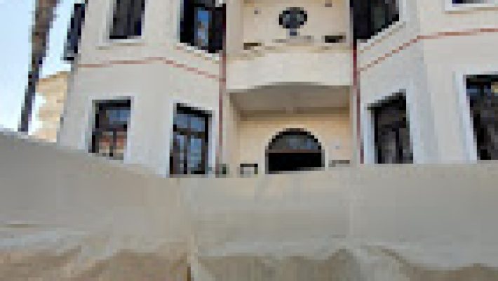 Mono Lounge’ta modern dekorasyon ve rahat atmosfer.