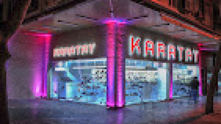 Karatay Ayakkabı mağazası, Alanya’da kaliteli ve şık ayakkabı koleksiyonlarıyla hizmet veriyor.