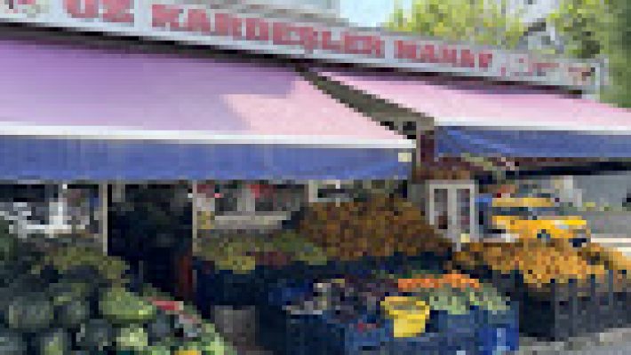 Öz Kardeşler Manav – Alanya’da taze meyve, sebze ve doğal ürünler sunan güvenilir manav