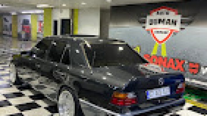 “Alanya Duman Oto Yıkama & Car Wash’ta profesyonel araç yıkama ve temizlik hizmetleri.”