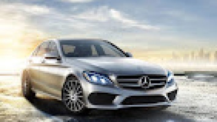 “Alanya 07 ONT Rent A Car ofisi ve kiralık araç filosu.”