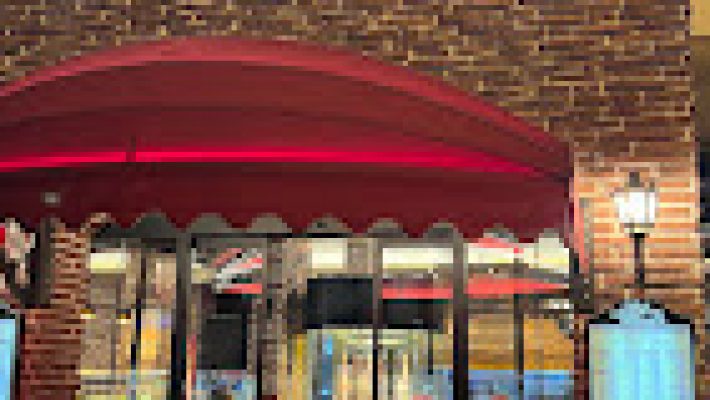 Oba Kırbaşı Kebap & Baklava’da ocakbaşı lezzetleri ve geleneksel tatlı keyfi 🍢🍖🍮