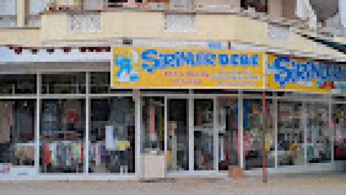 Şirinler Bebe Alanya – Bebek ve çocuk giyiminde şık, kaliteli ve modern ürünler sunan mağaza.