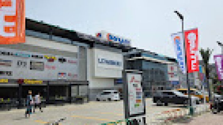 Boyner Antalya Alanyum mağazası – Kadın, erkek ve çocuk giyiminde kaliteli ürünler ve moda trendleri.