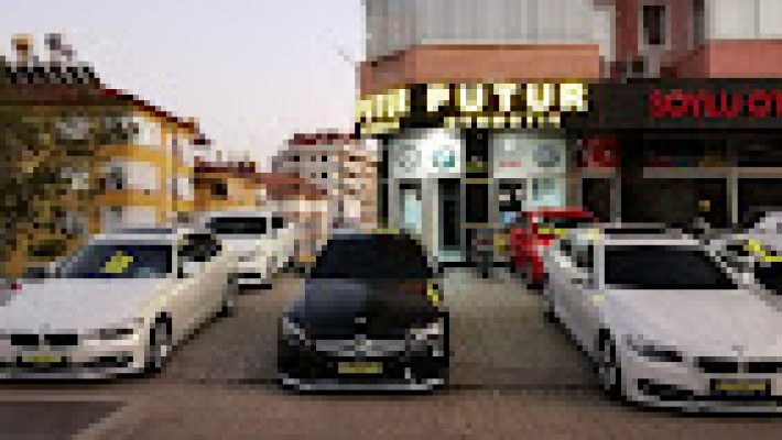 “Putur Otomotiv & Emlak ofisinde araç satış danışmanlığı ve gayrimenkul hizmetlerini temsil eden modern iş yeri görüntüsü.”